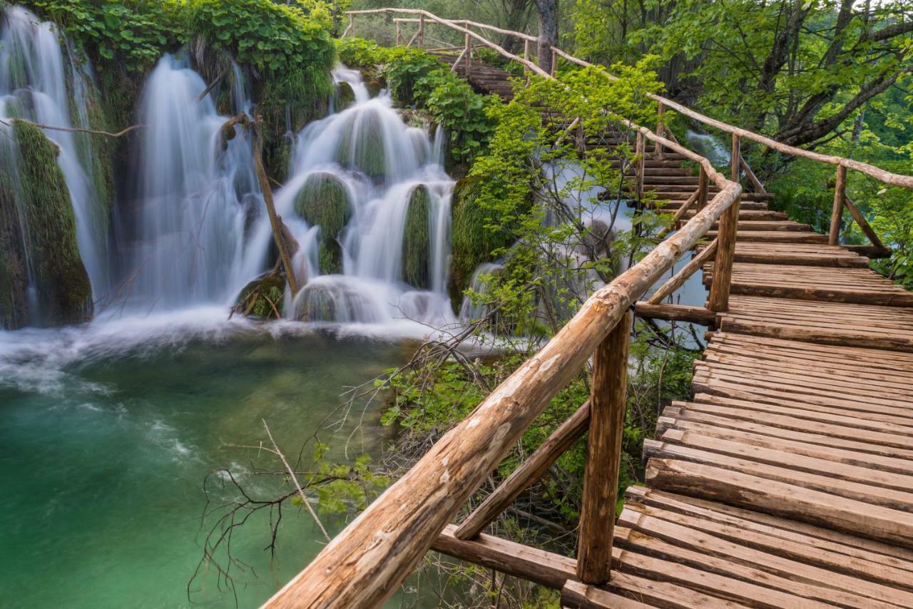 Fenomen Plitvice Resort Плитвицкие озёра Экстерьер фото